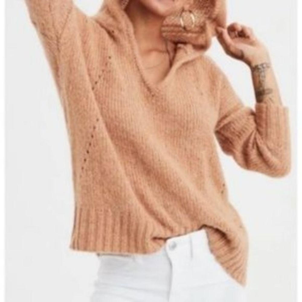 AMERICAN EAGLE Jegging Fit Medium Hooded V-Neck Sweater Mustard Yellow Tan Peach